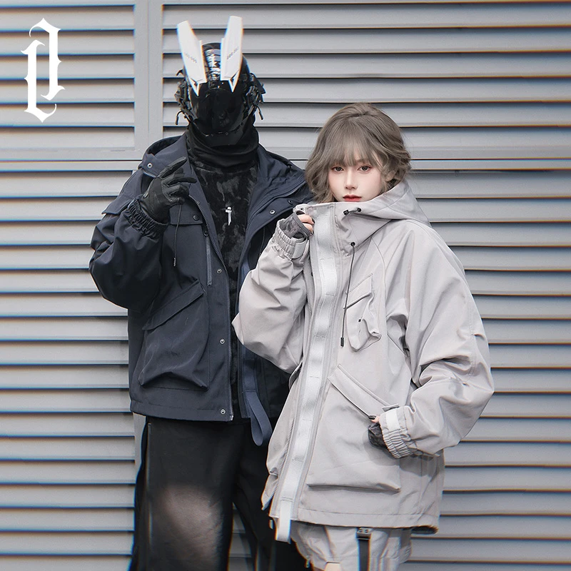 JIYEIND机能风多口袋户外连帽冲锋衣外套男春季防风防水宽松上衣