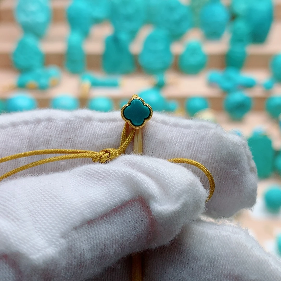 绿松石18K金镶嵌配饰