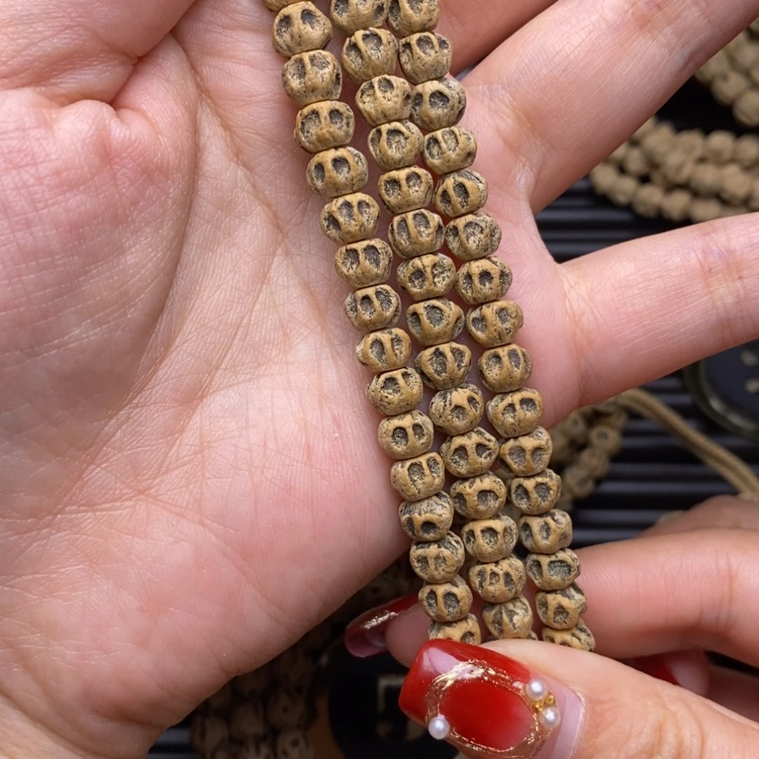 柏香籽/百香籽吊坠自****。