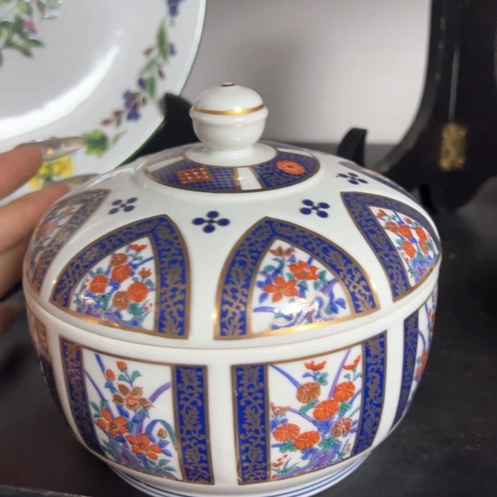 盖碗瓷器直播放漏中