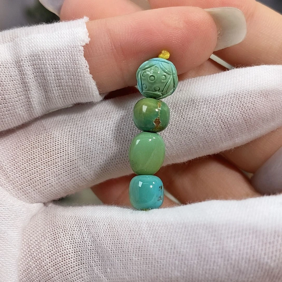 绿松石未镶嵌珠宝奇石