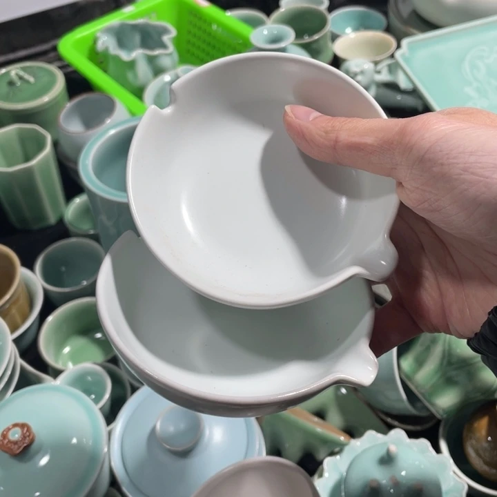 青瓷青瓷  青瓷青瓷 特价