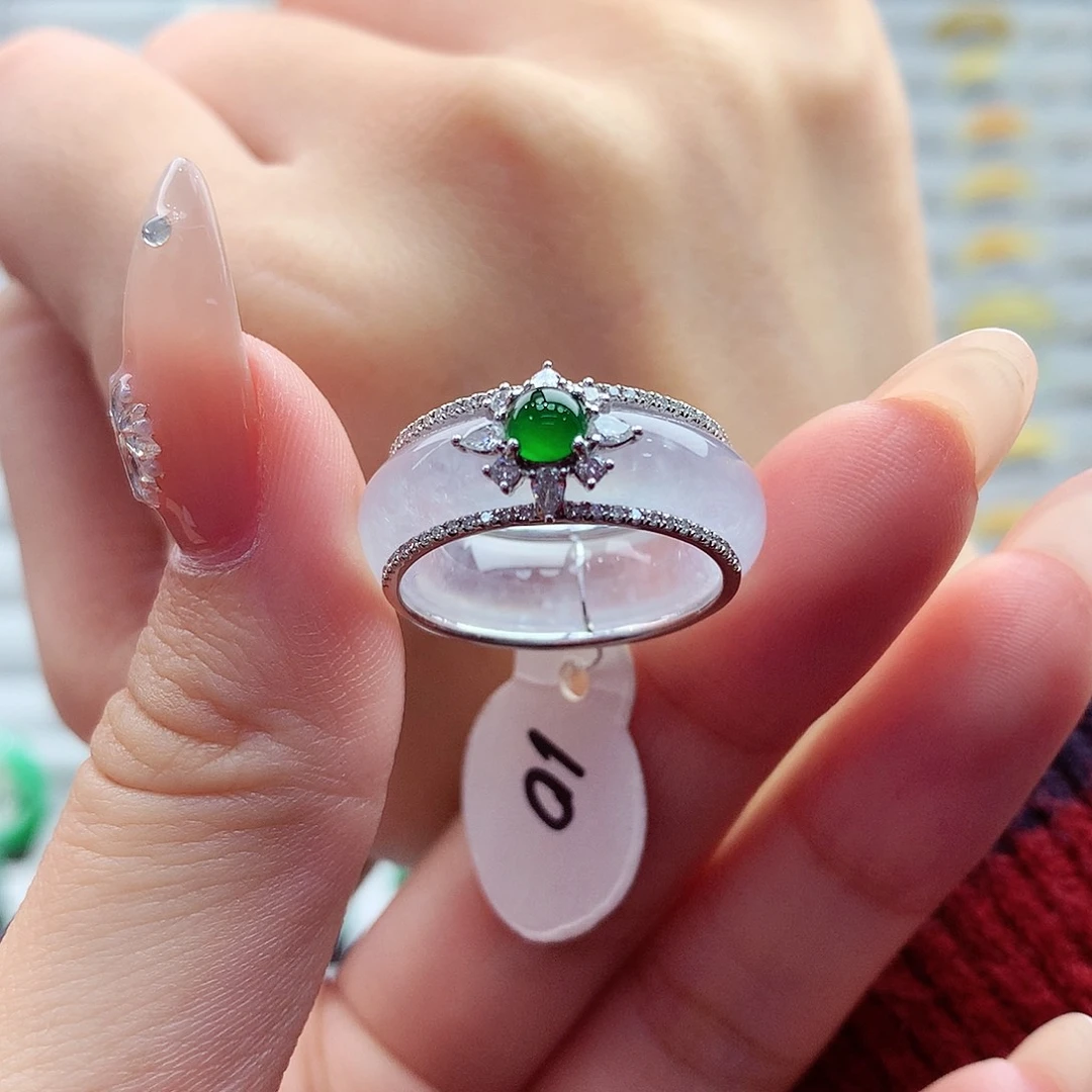 翡翠未镶嵌戒指翡翠