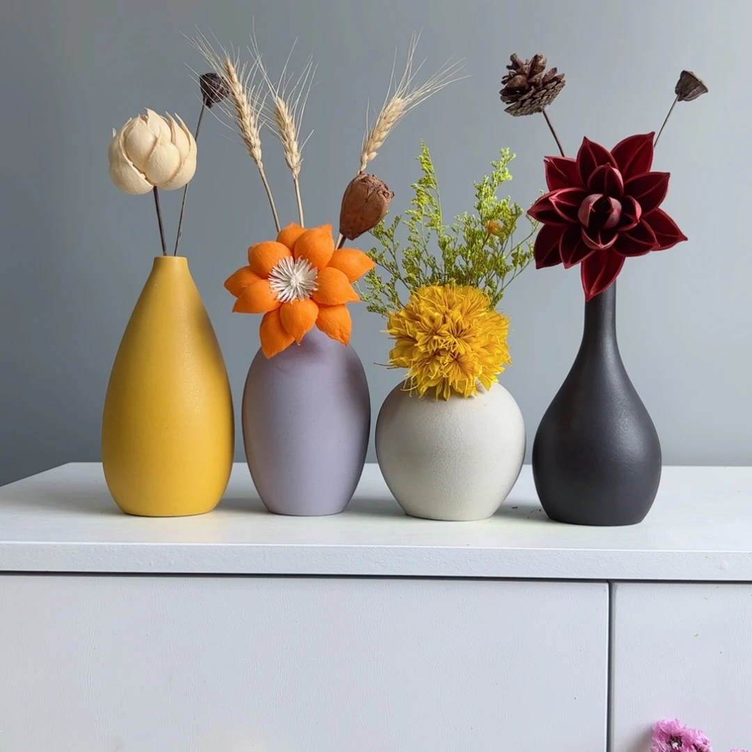 摆件陶瓷小花瓶摆件含花总高约20-30cm