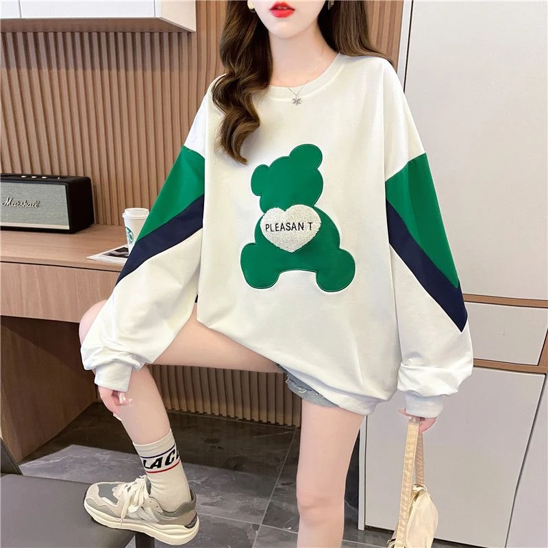 小熊爱心刺绣时尚拼色休闲百搭春秋季薄款卫衣女套头大码女装胖mm