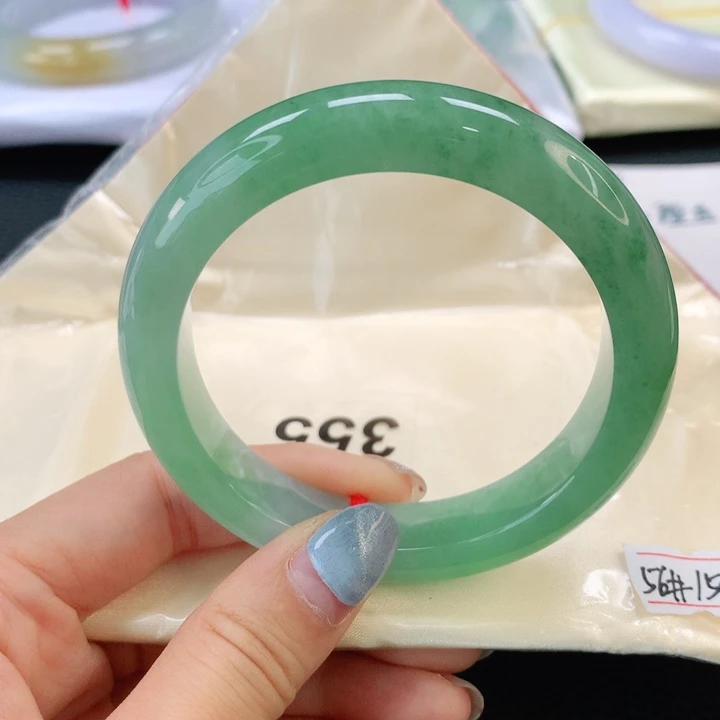 翡翠手镯未镶嵌翡翠手镯56