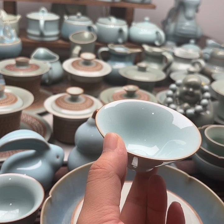 一级品，斗箕杯，天青色