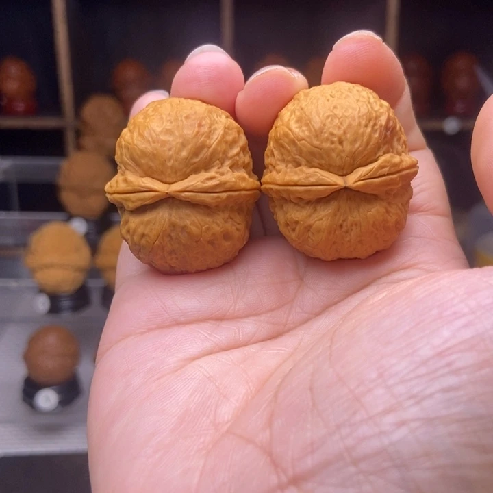 吊坠文玩核桃12玉面鹦鹉