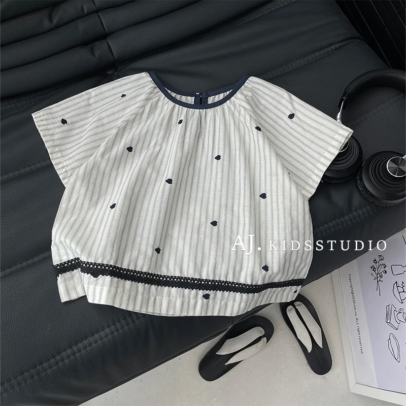 Q现【航海少女】阿卷夏儿童韩撞色爱心刺绣竖条衬衫短袖MPG6351