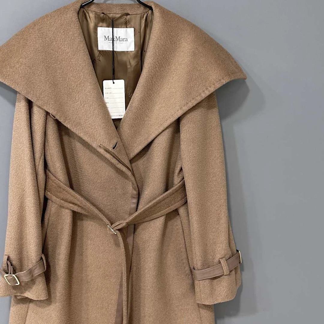 99新 MaxMara 披肩领驼毛拼皮大衣/40码/52859