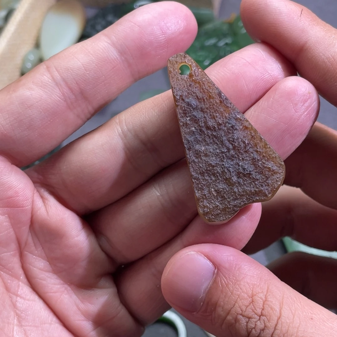 和田玉未镶嵌颈饰◔****