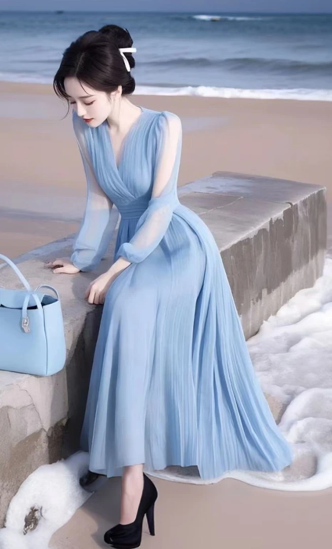 夏季风情万种女神范气质高级感沙滩海边度假温柔风蓝色雪纺连衣裙