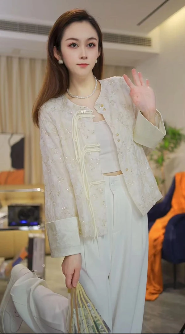 2025春秋季新款女新中式入秋重工刺绣外套女早春设计感上衣