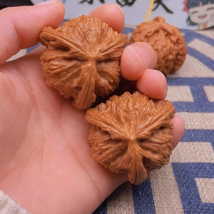 吊坠文玩核桃龙****件三棱