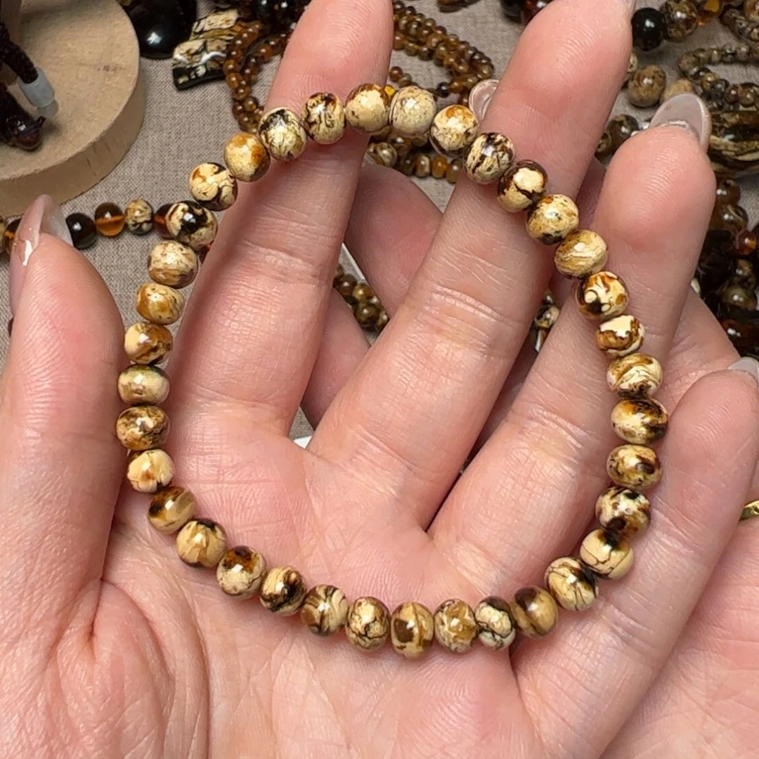 琥珀手链未镶嵌胖*蝈抚顺干白