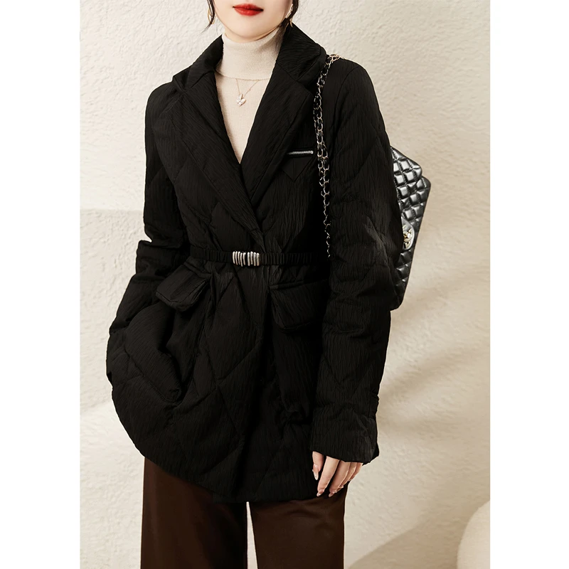 片状针叶褶皱肌理感重磅轻盈保暖 真90白鹅绒西装领羽绒服外套女