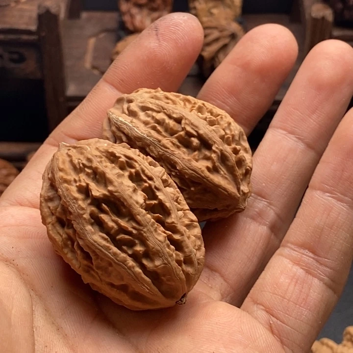 文玩核桃吊坠别****）东北36