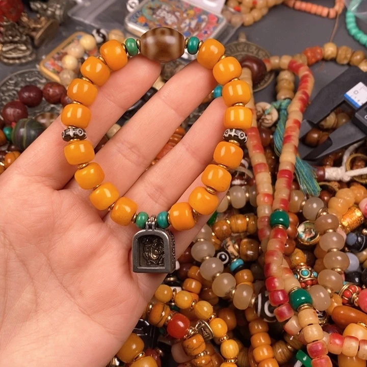 泥塑S****里藏式风格民俗手工艺