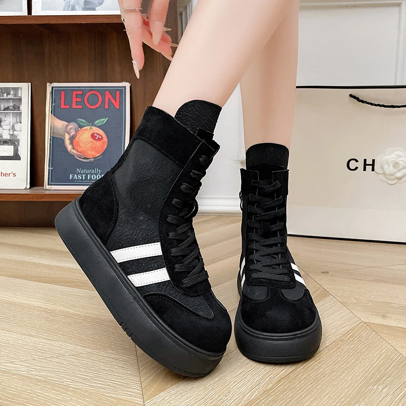 厚底超火百搭高帮鞋子女马丁靴2025秋季新款爆款休闲面包德训板鞋