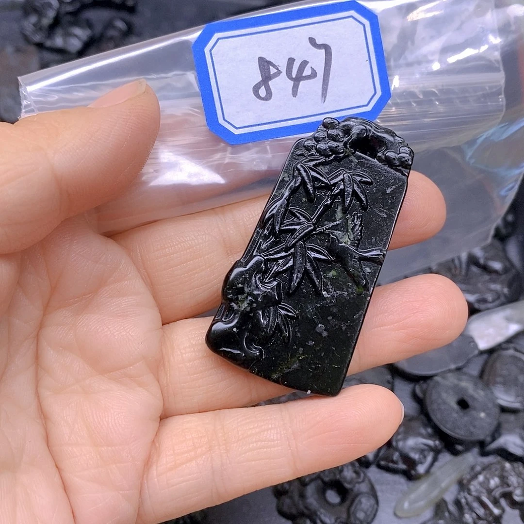 蛇纹石玉吊坠(不含链)未镶嵌往**烟847