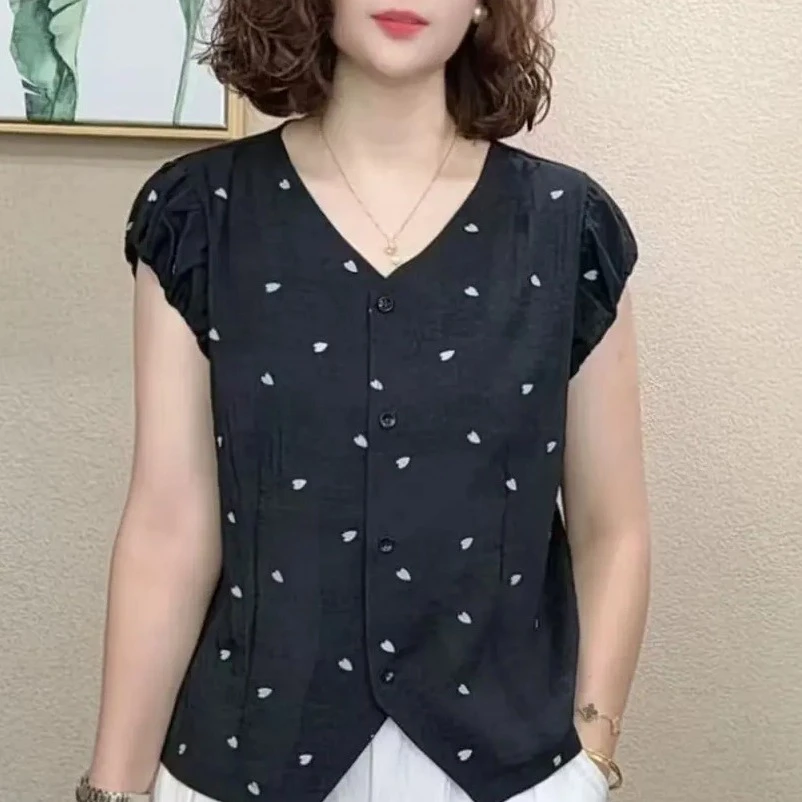 2025夏款新款时尚V领设计感洋气百搭无袖显瘦百搭减龄女T恤上衣01