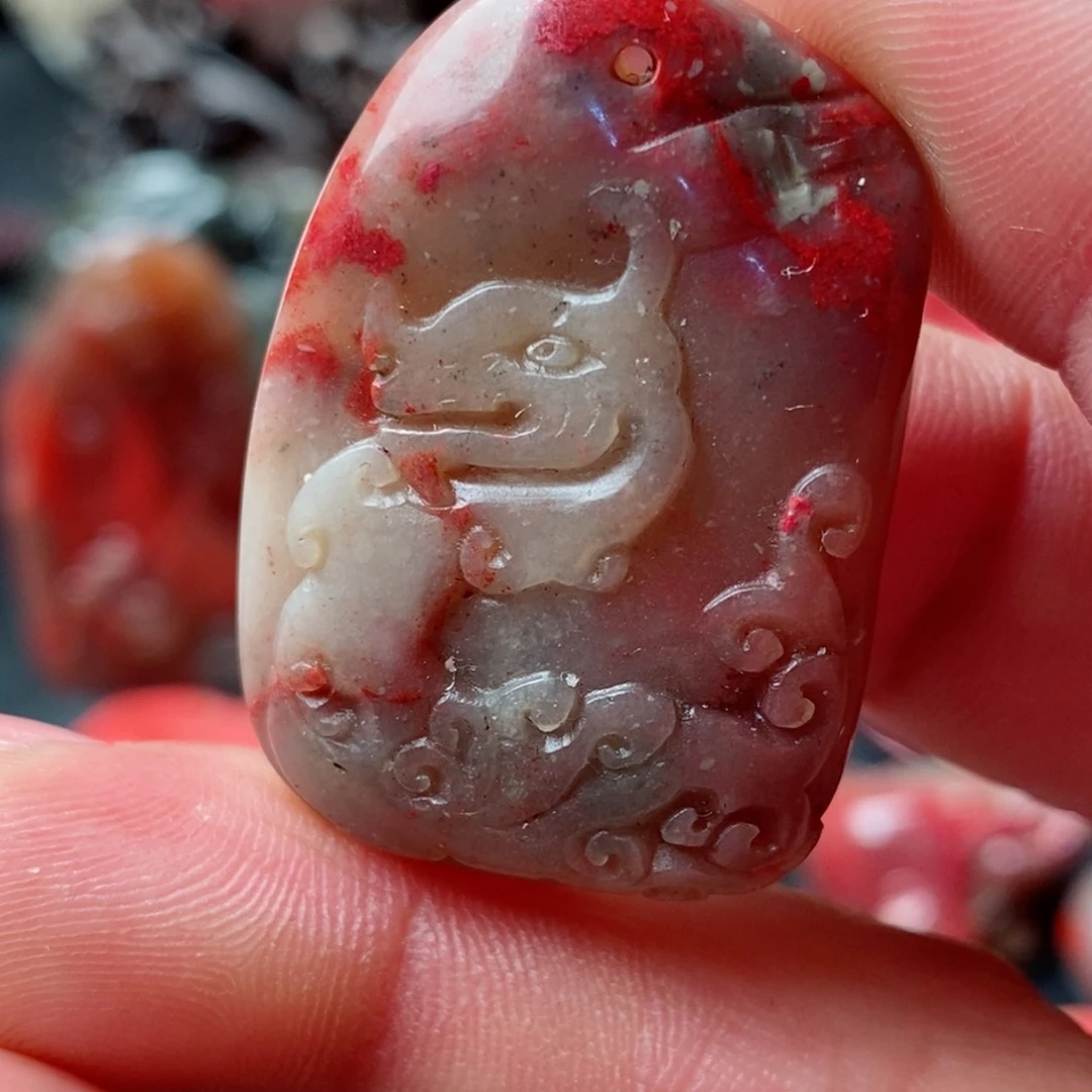 昌化鸡血石昌化鸡血石挂件