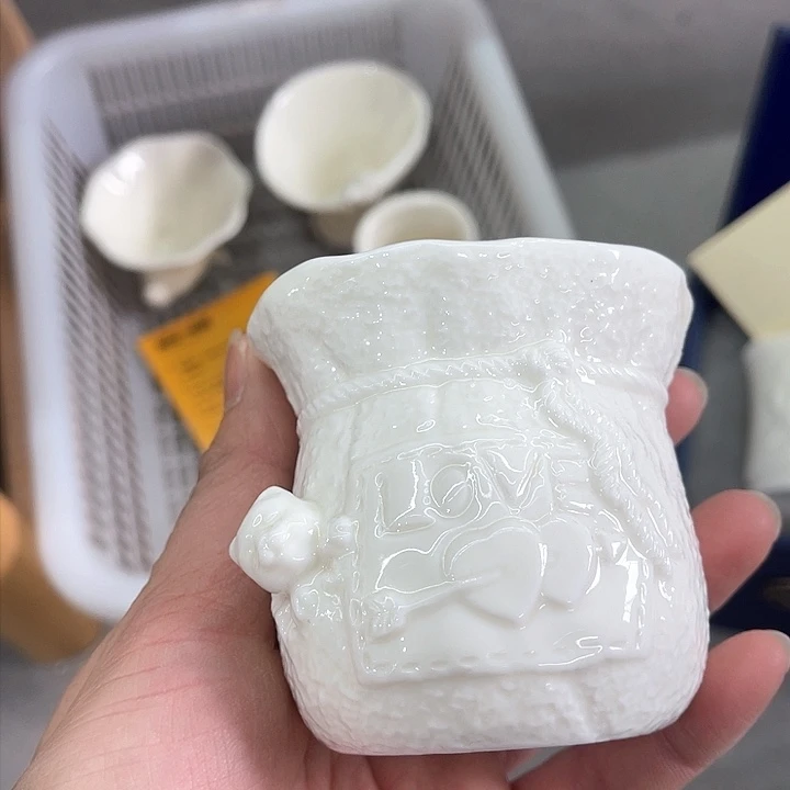 福利待遇多多哦哦哦