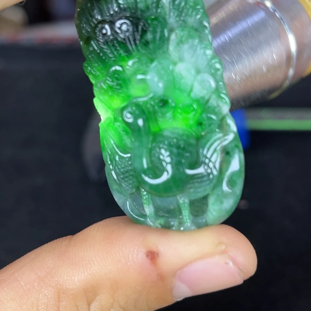 翡翠未镶嵌颈饰天然翡翠A货