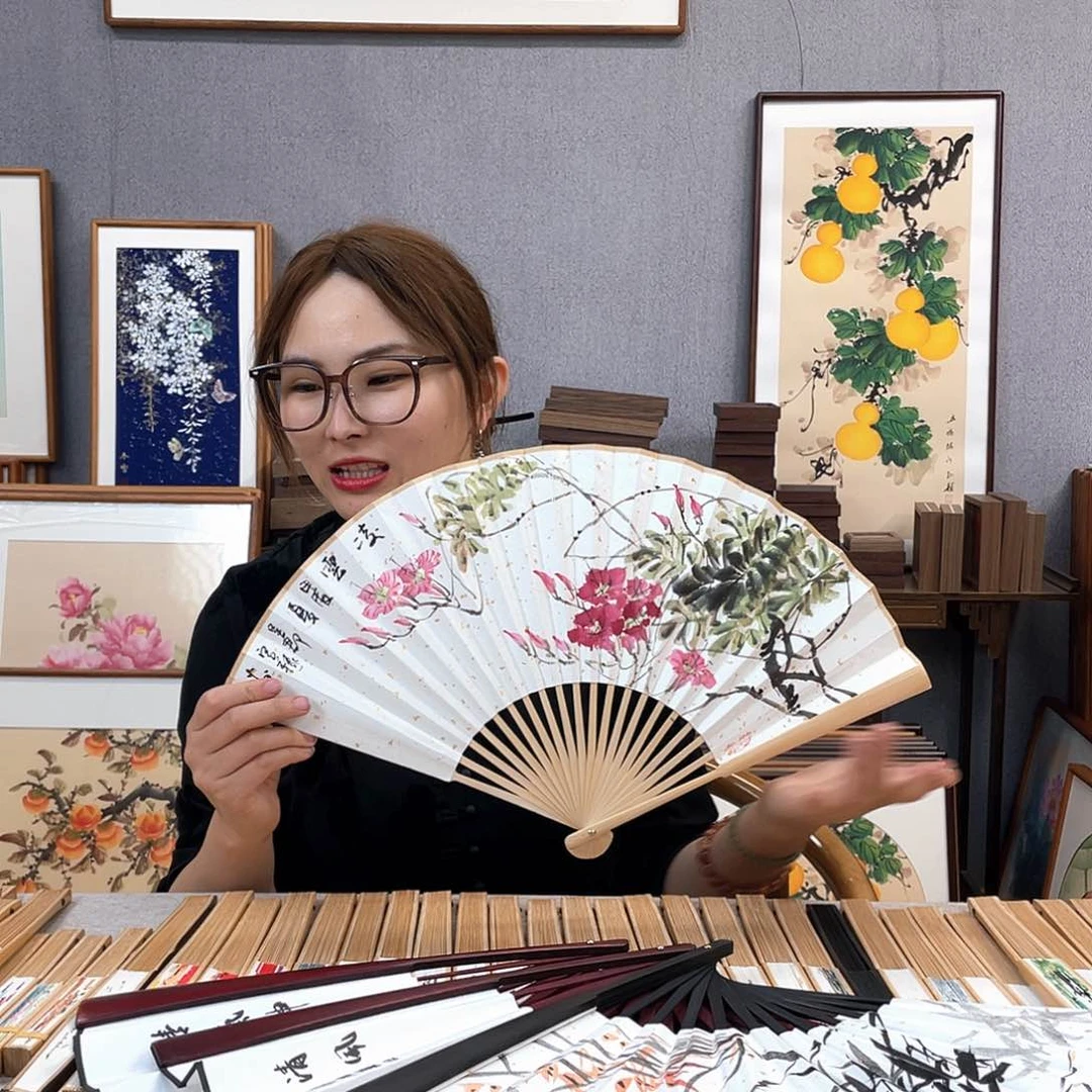 国画福利折扇带中玉扇骨（默认粘好发出）