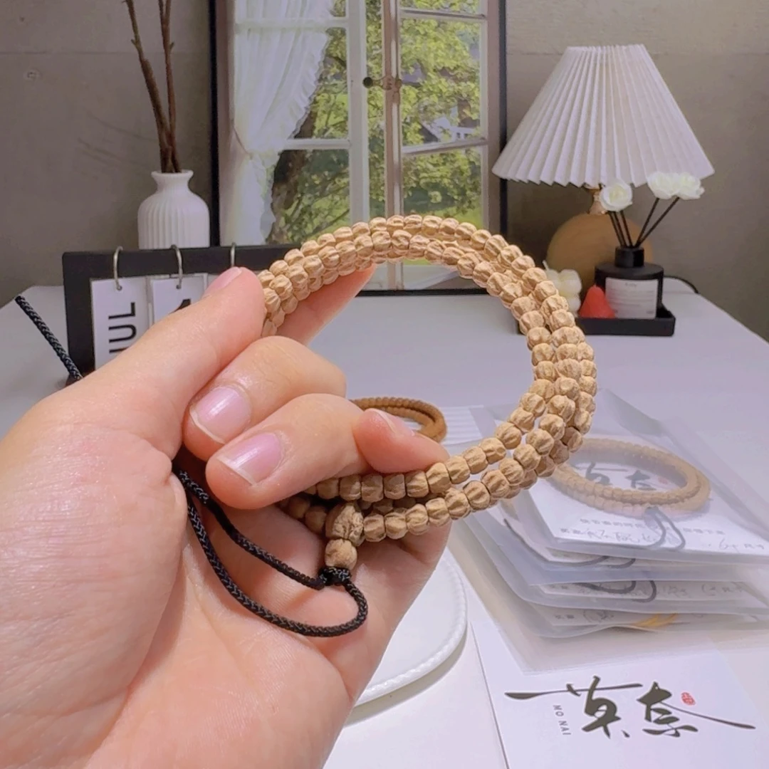 M***H吊坠柏香籽/百香籽