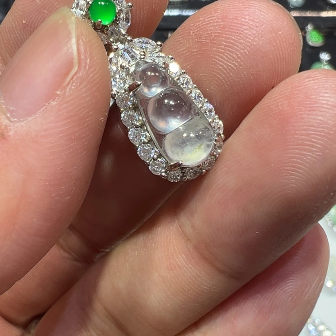 翡翠银S925镶嵌吊坠(不含链)豆子吊坠