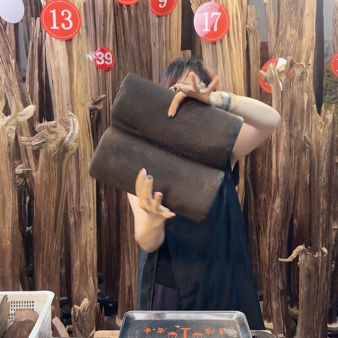 沉香碎屑沉香用****1沉香多样性发一件