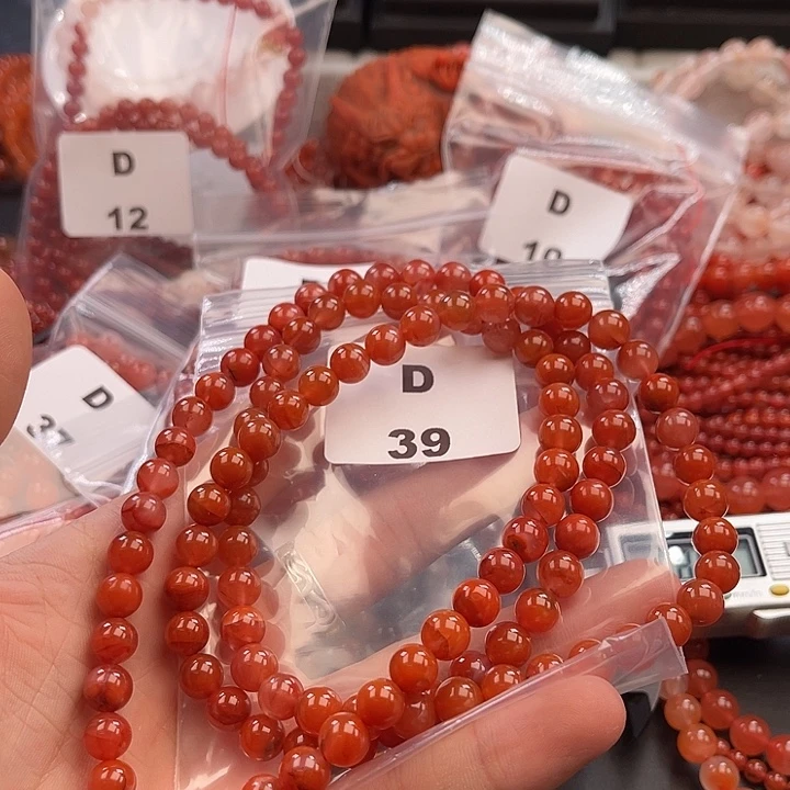 南红玛瑙未镶嵌多样性发货默认微瑕称重8mm