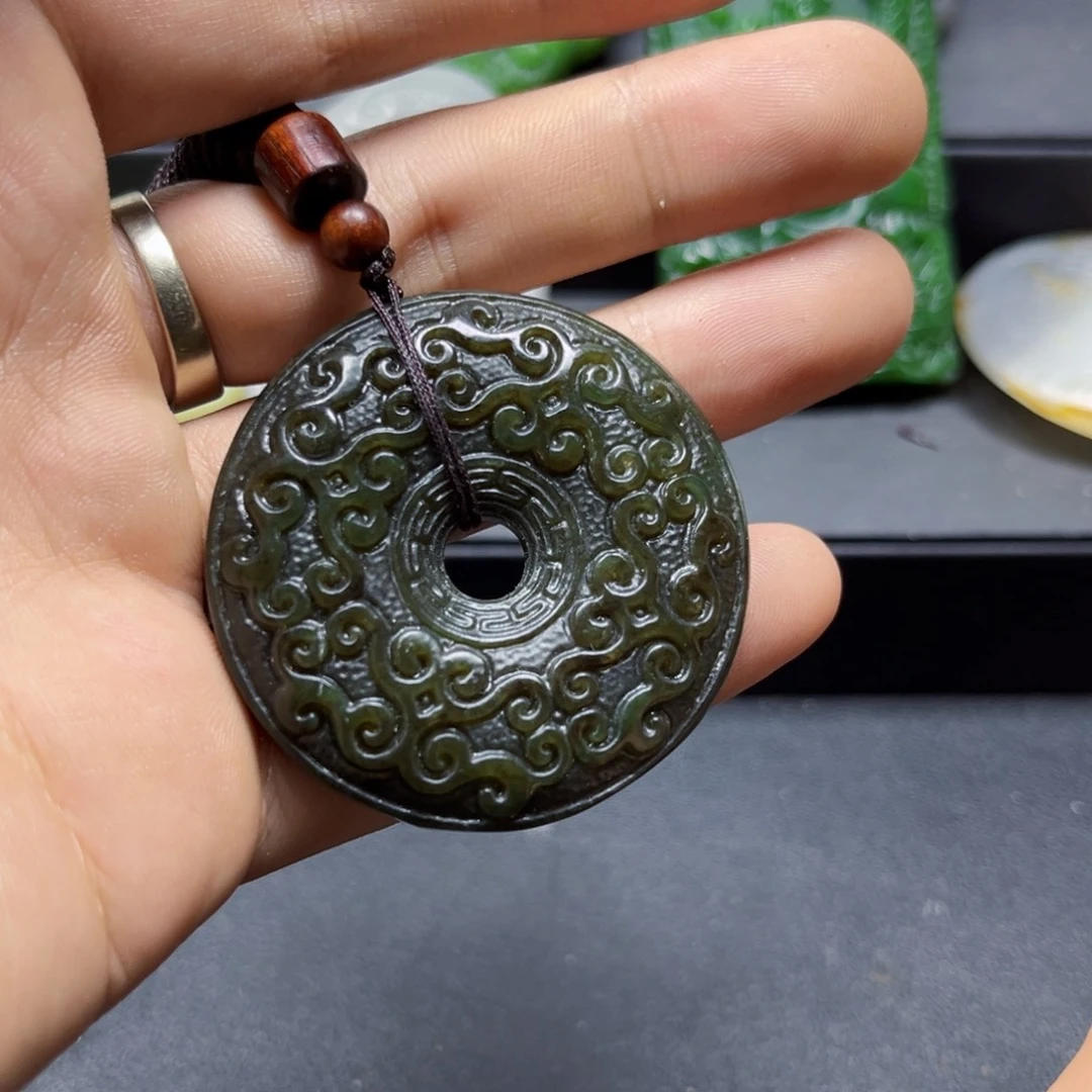 和田玉未镶嵌颈饰和田玉