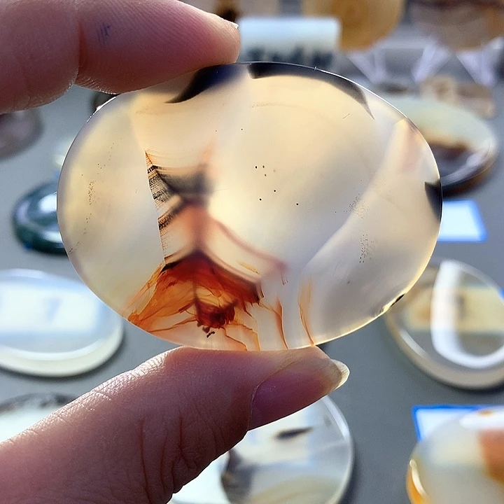 未镶嵌颈饰玛瑙/玉髓