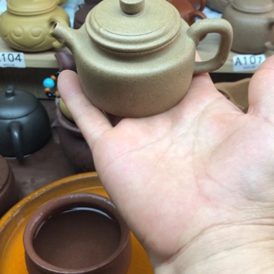 茶壶紫砂青段泥得中100豪升左右