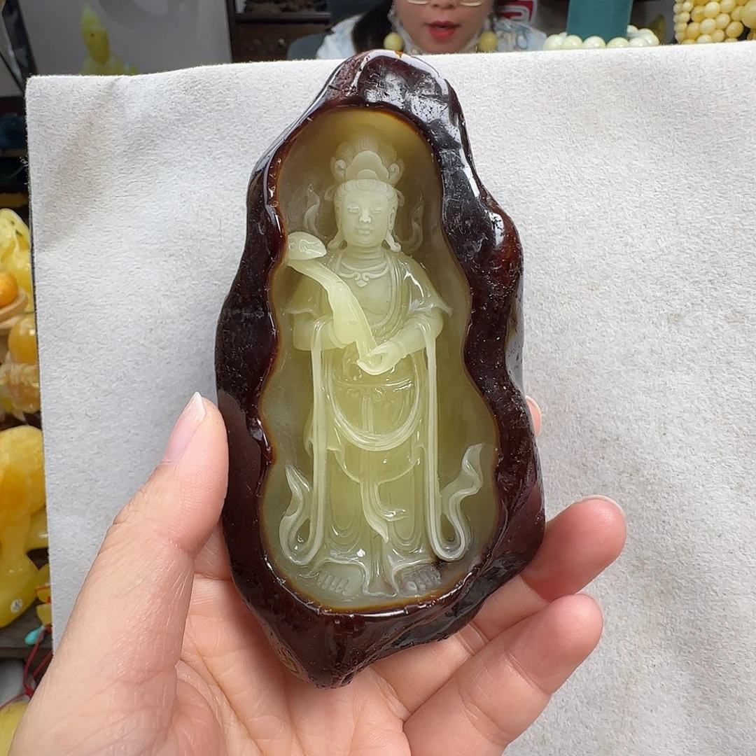 蜜蜡未镶嵌珠宝奇石