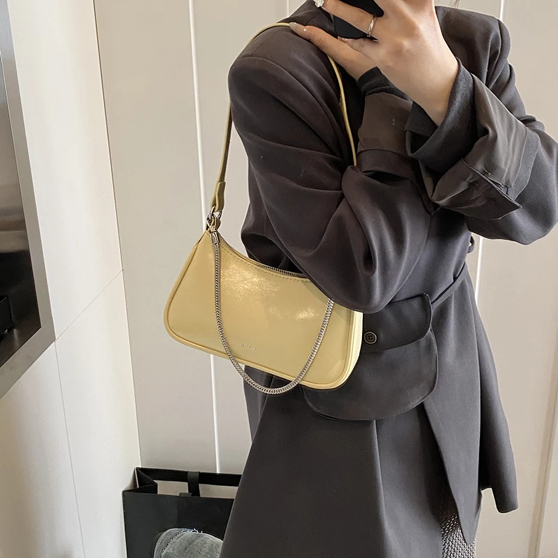 2025夏季新款简约时尚法式腋下包气质百搭单肩包斜挎链条包女2572