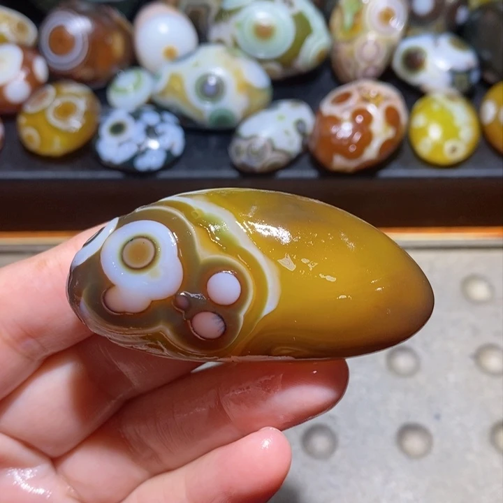 未镶嵌玛瑙/玉髓珠宝半成品189