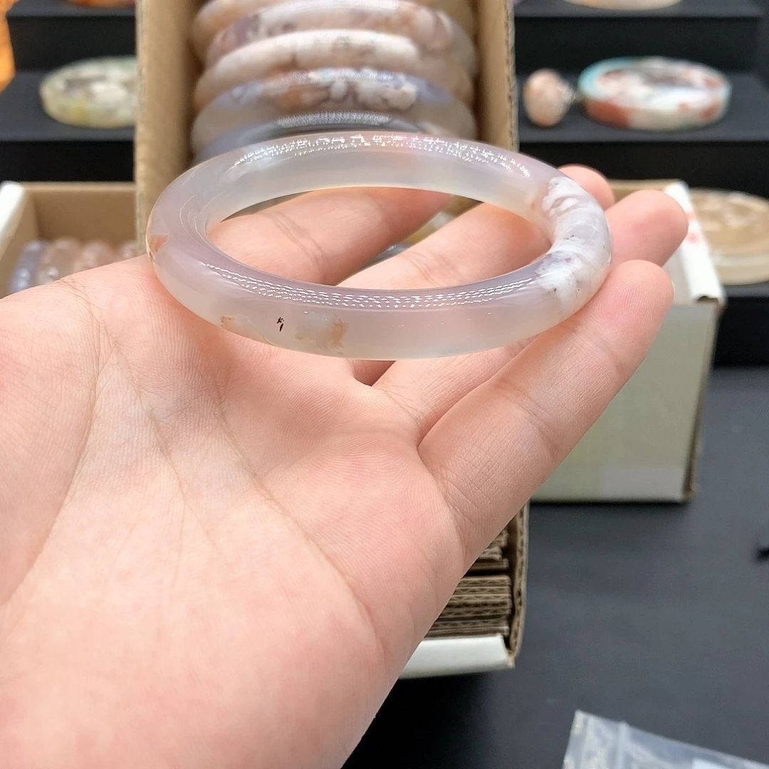 【闪购商品】玛瑙/玉髓手镯未镶嵌
