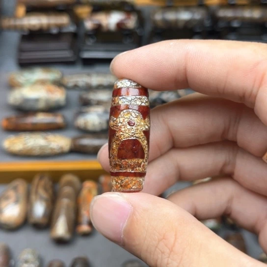 K***O玛瑙/玉髓颈饰未镶嵌