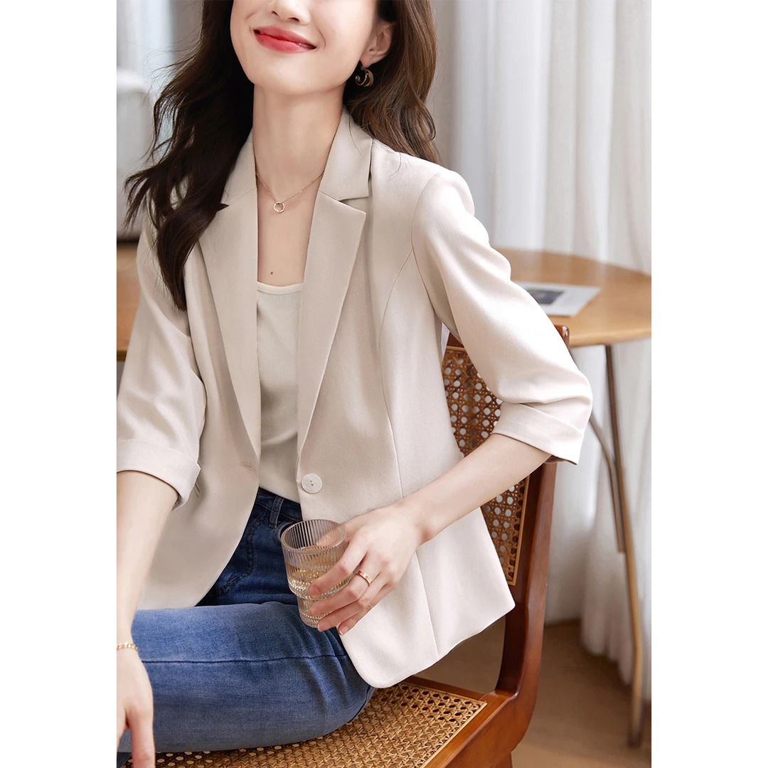 沫晗依美高级感亮丝外套2025自然收腰袖口卷边显瘦百搭女西装2491