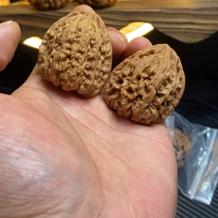 把件文玩核桃40高歪三角色差小黄福利竞拍