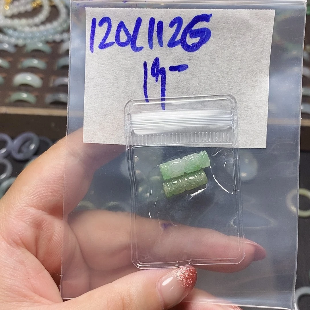 未镶嵌定制翡翠翡翠