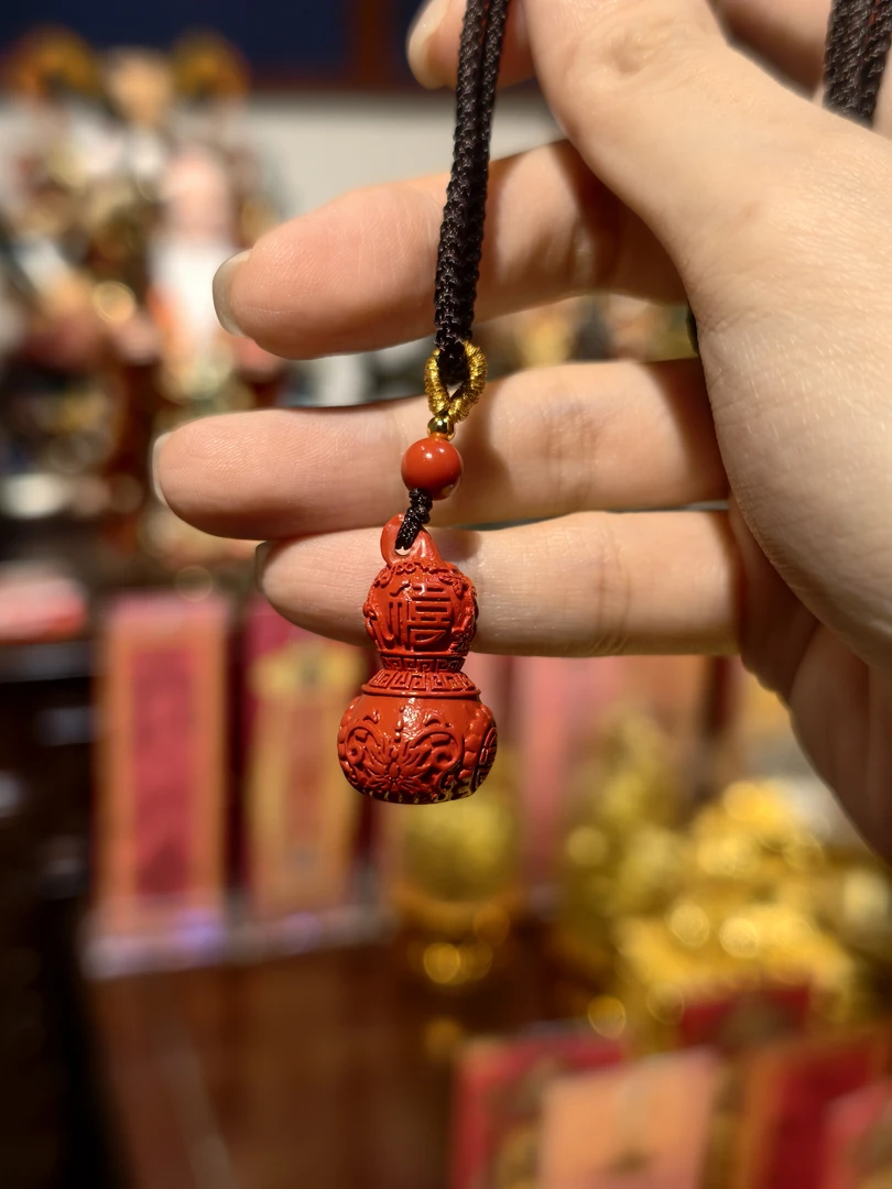非金属莫桑石吊坠 开盖葫芦吊坠 （内有秘密）（已开灯）