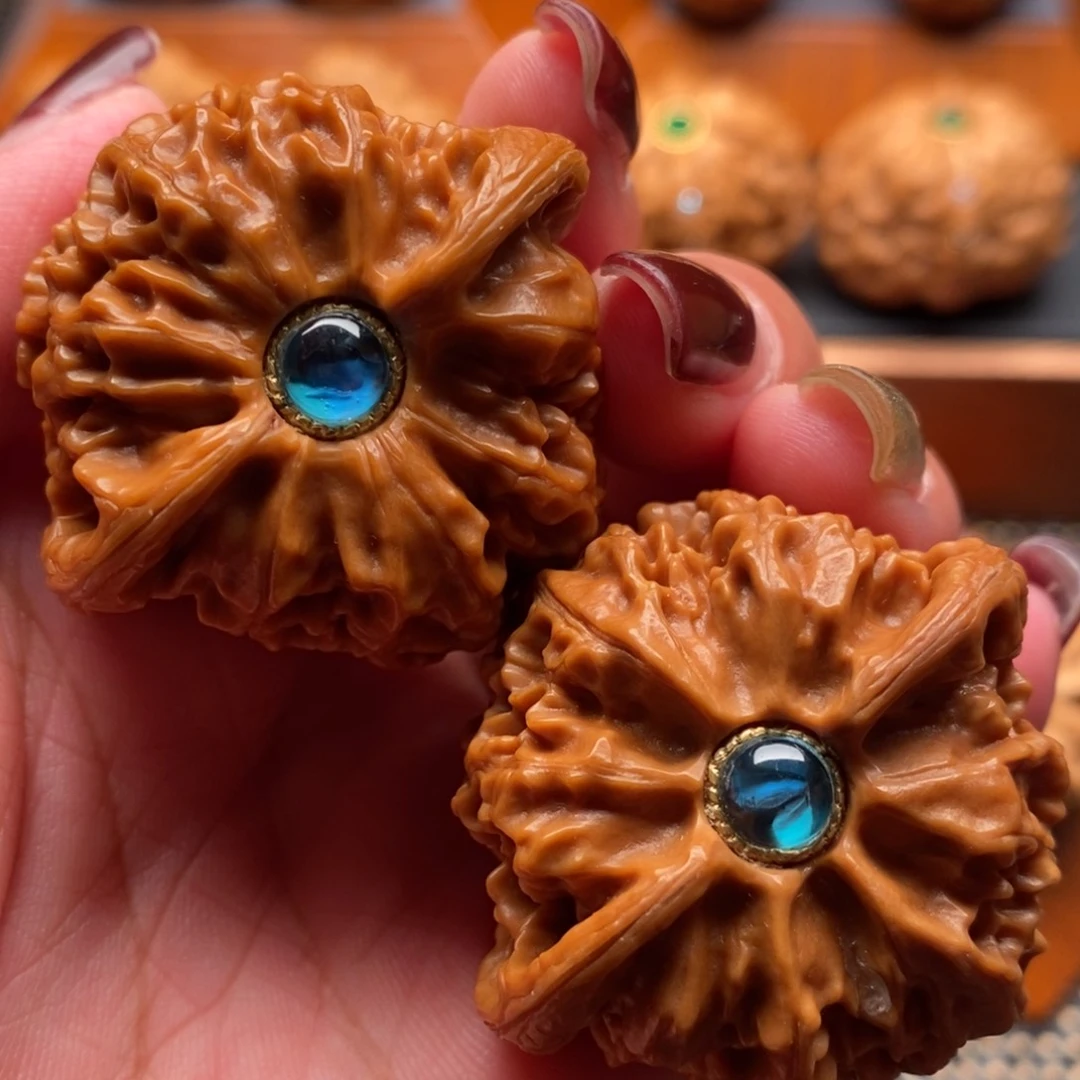 文玩核桃把件42尺寸宫灯狮子头