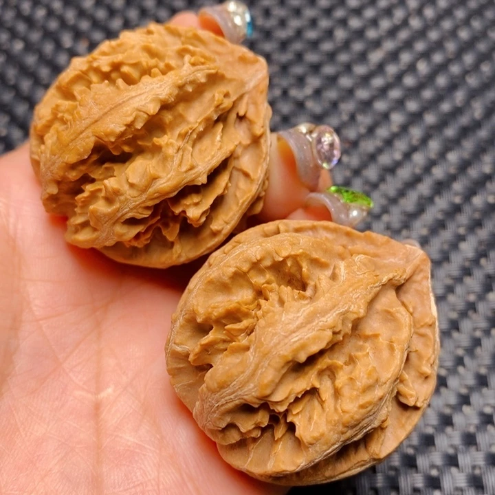 文玩核桃把件秦岭核桃7