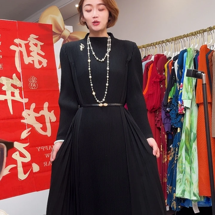 背心褶皱大码连衣裙