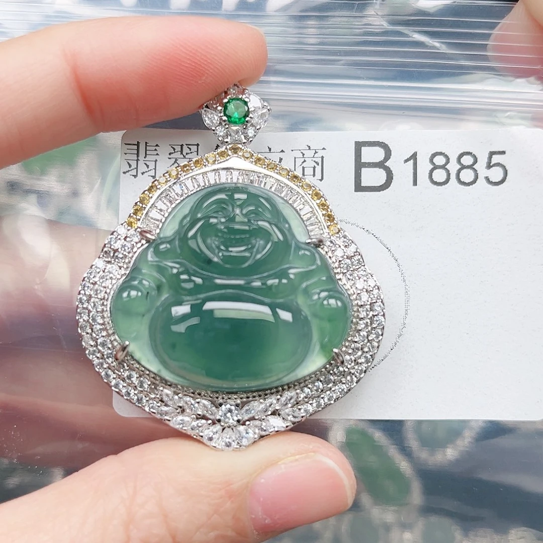 翡翠颈饰未镶嵌翡翠1885