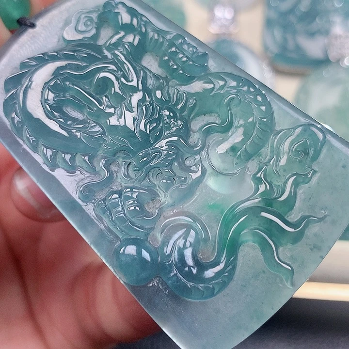 【闪购商品】翡翠颈饰未镶嵌天然翡翠